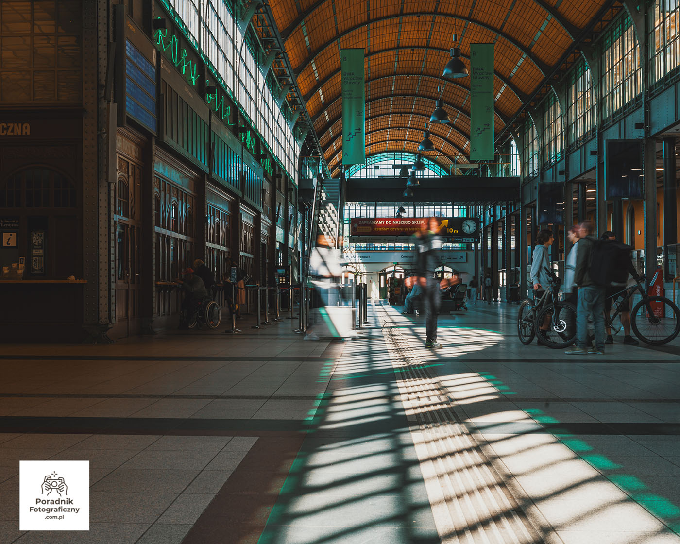 fotografia na dworcu we wrocławiu