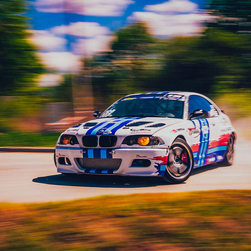 Jak fotografować samochody rajdowe