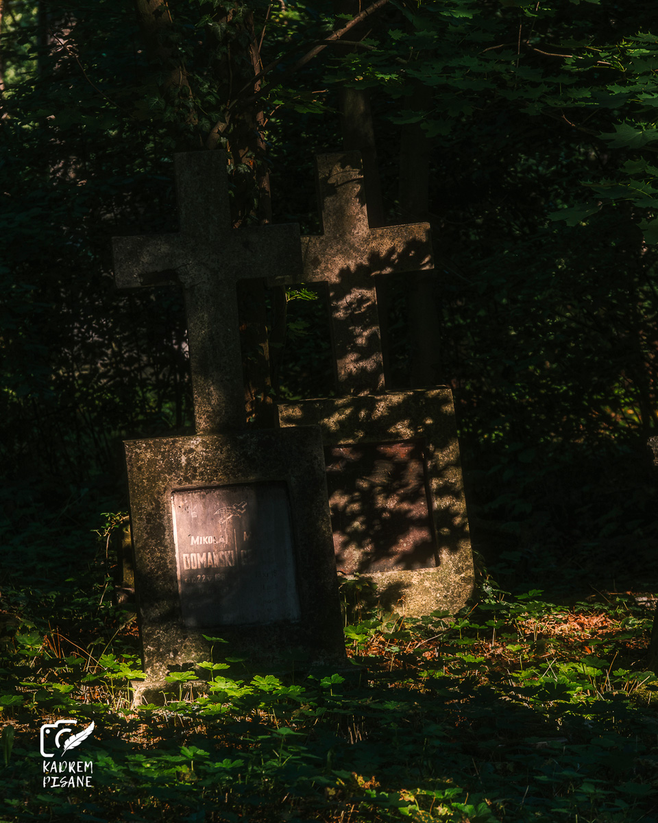 jak fotografować cmentarz